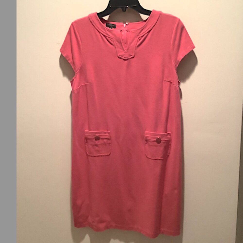 Talbots Hot Pink Casual Cap Sleeve Dress Size 12P, Poly-blend, unlined, back zip